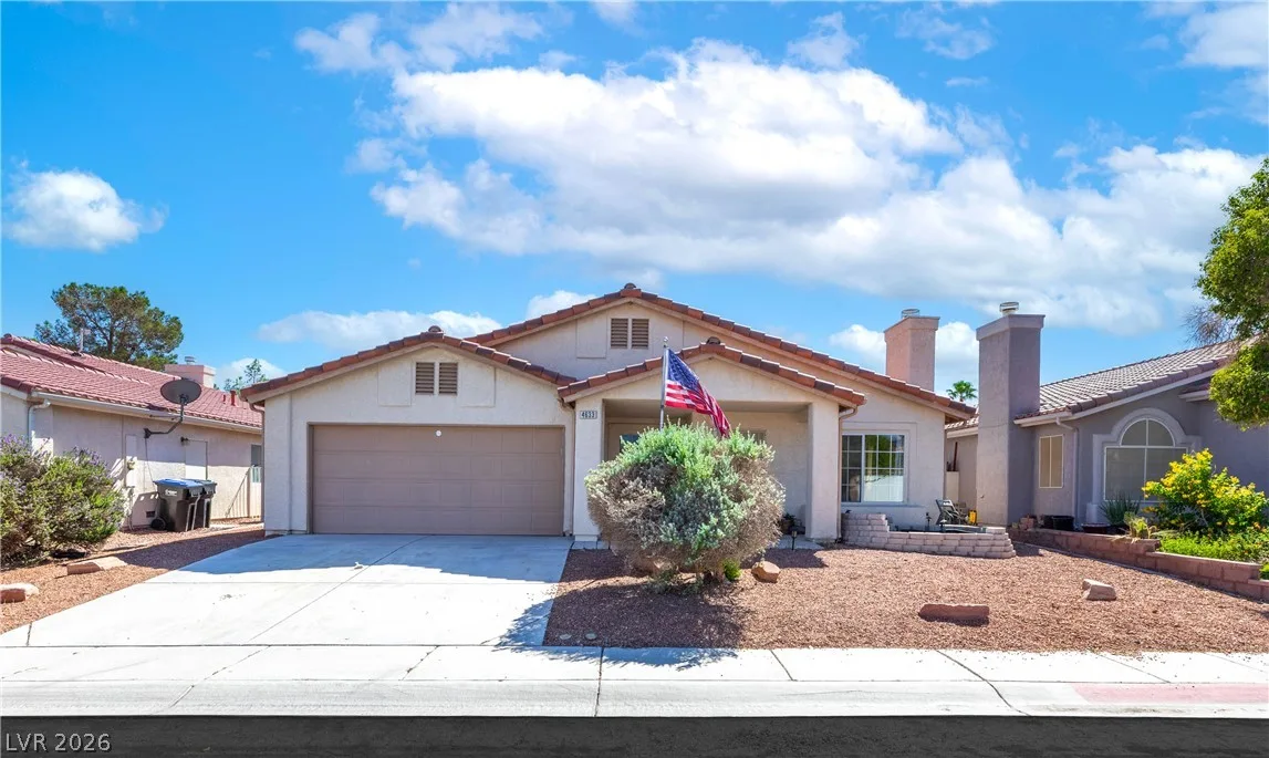4633 Sophia Way — photo 1