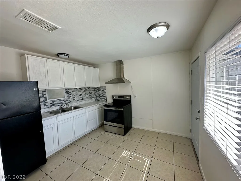 305 North 15th Street C — photo 4