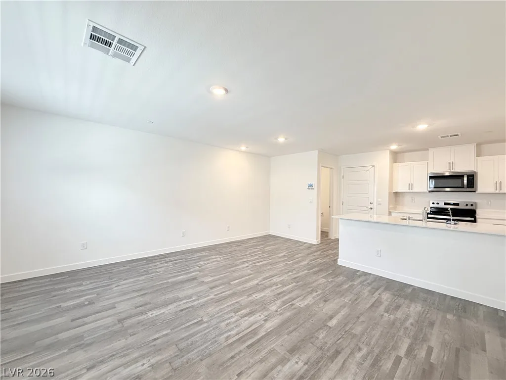 9844 Maple Pass Avenue — photo 5