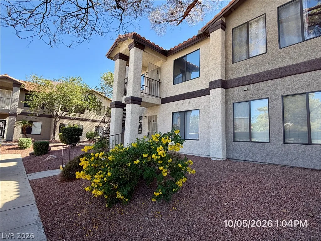 1575 West Warm Springs Road 614 — photo 1