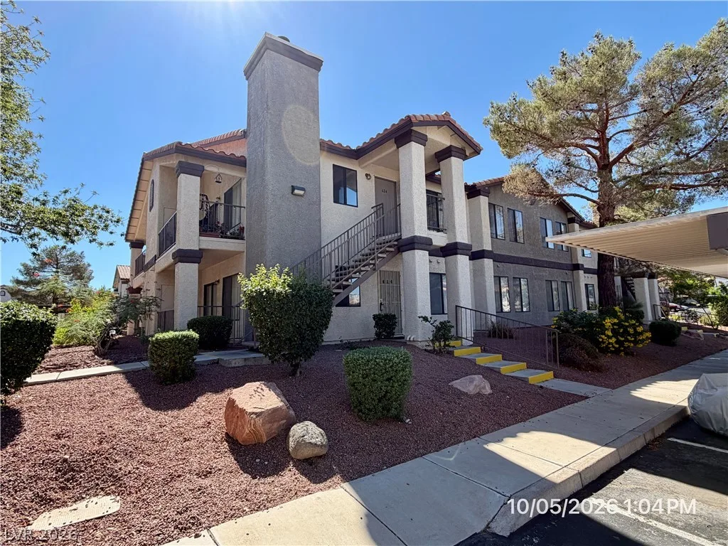 1575 West Warm Springs Road 614 — photo 2