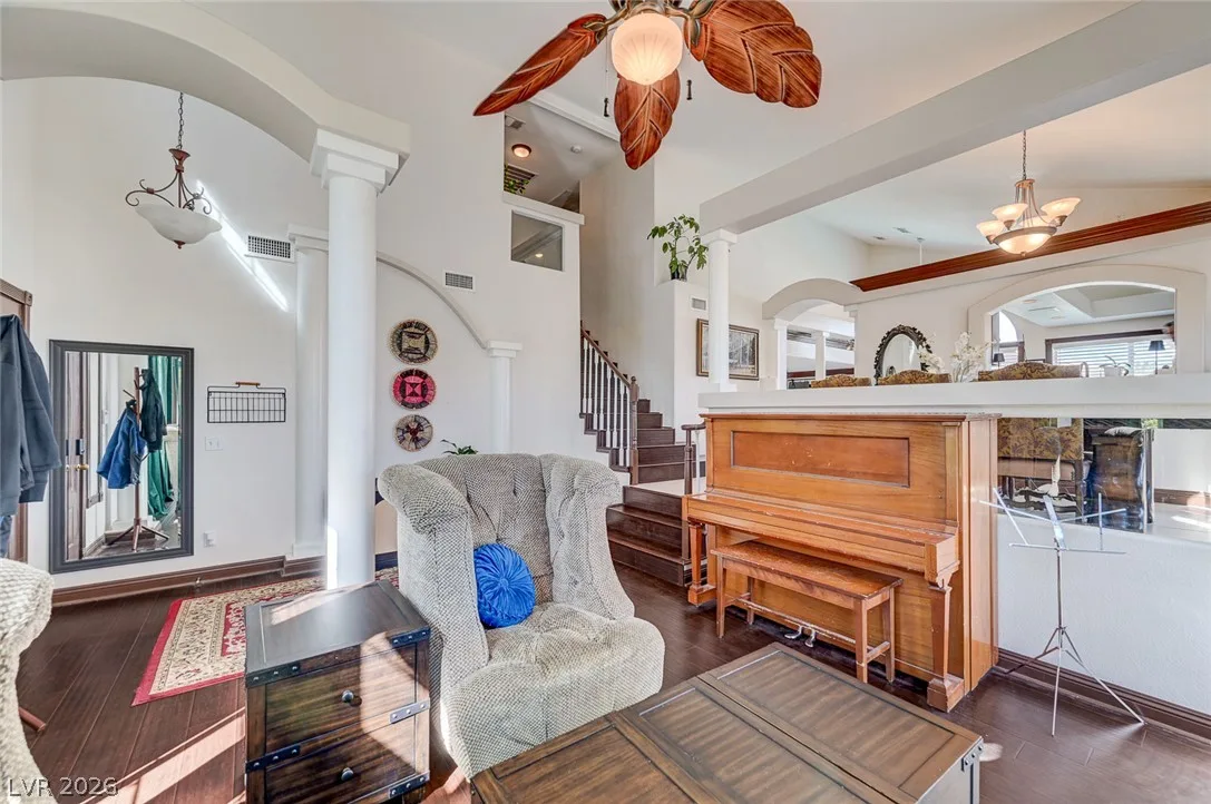 2722 Aspen Wood Avenue — photo 3