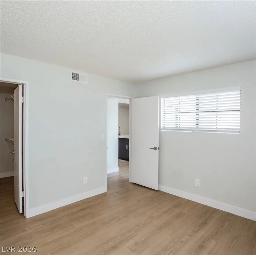 1050 Whitney Ranch Drive 4611 — photo 4