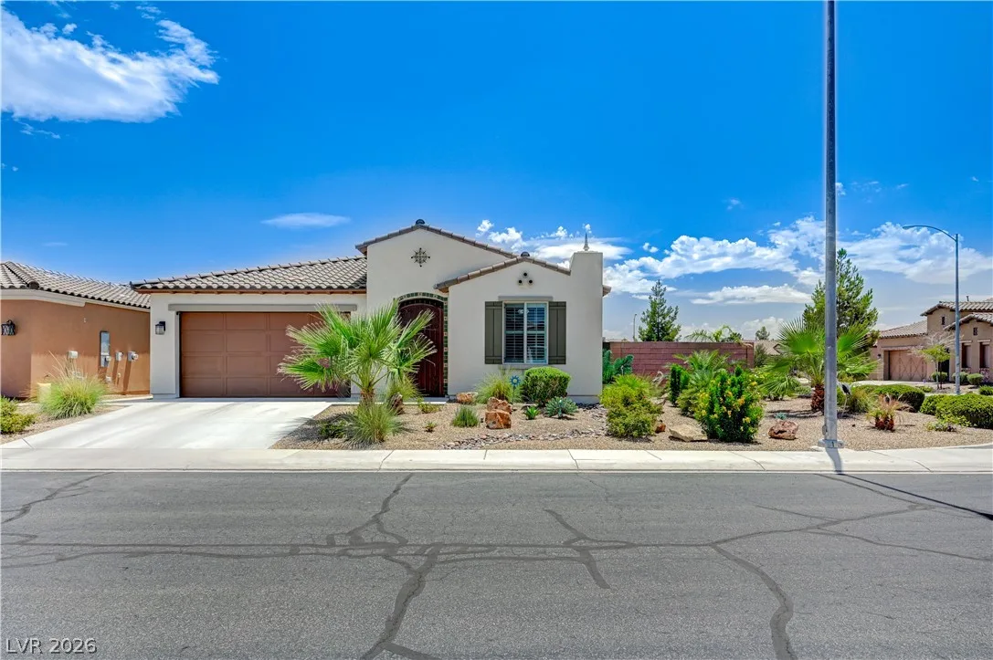 3605 Greenbriar Bluff Avenue — photo 1