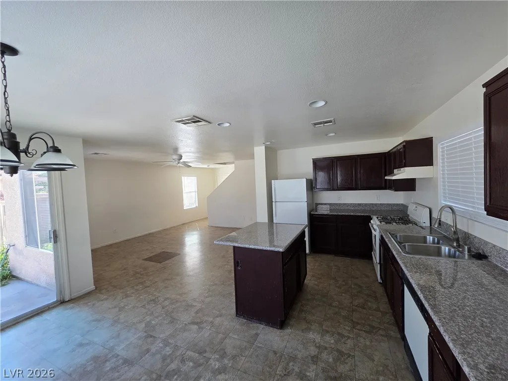 5742 Butterick Court — photo 2