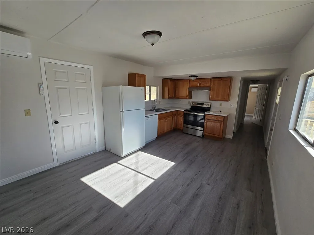 2860 West Irene Street B — photo 2