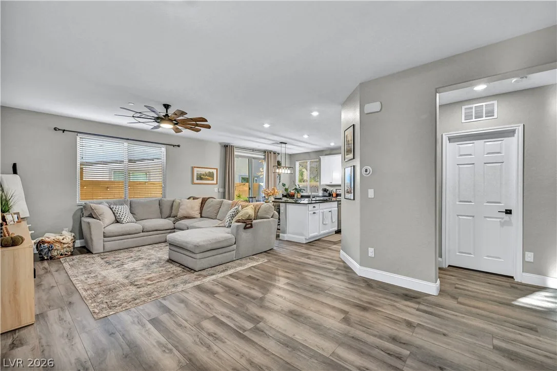 3212 Primrose Creek Court — photo 3