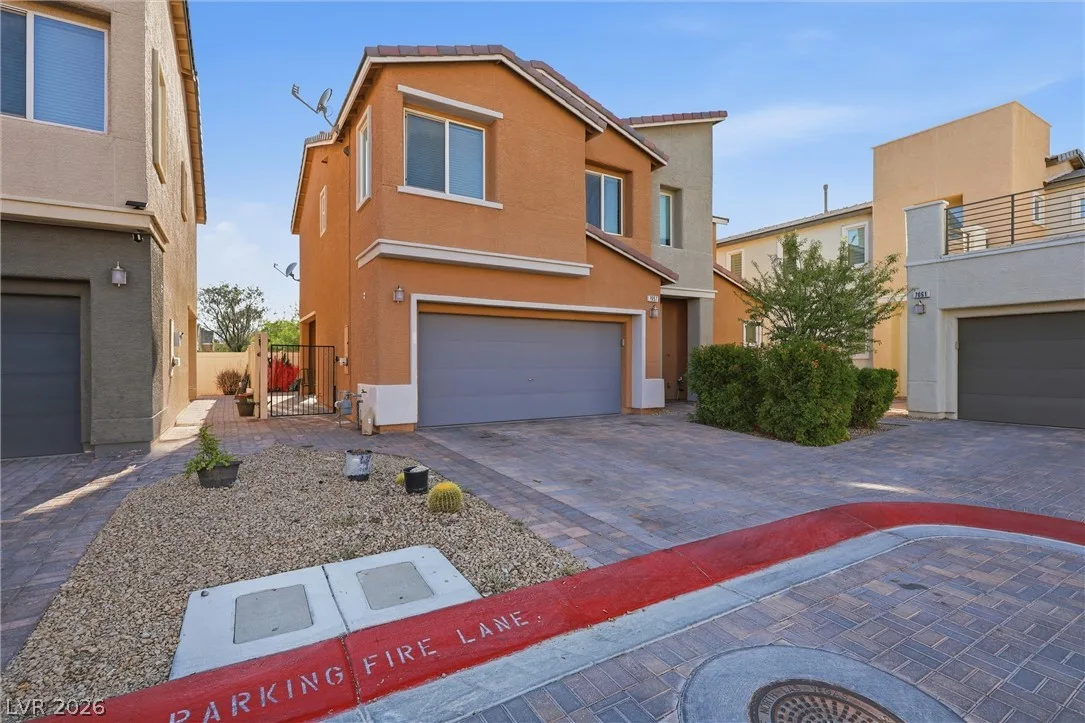 7057 Millers Run Street — photo 2