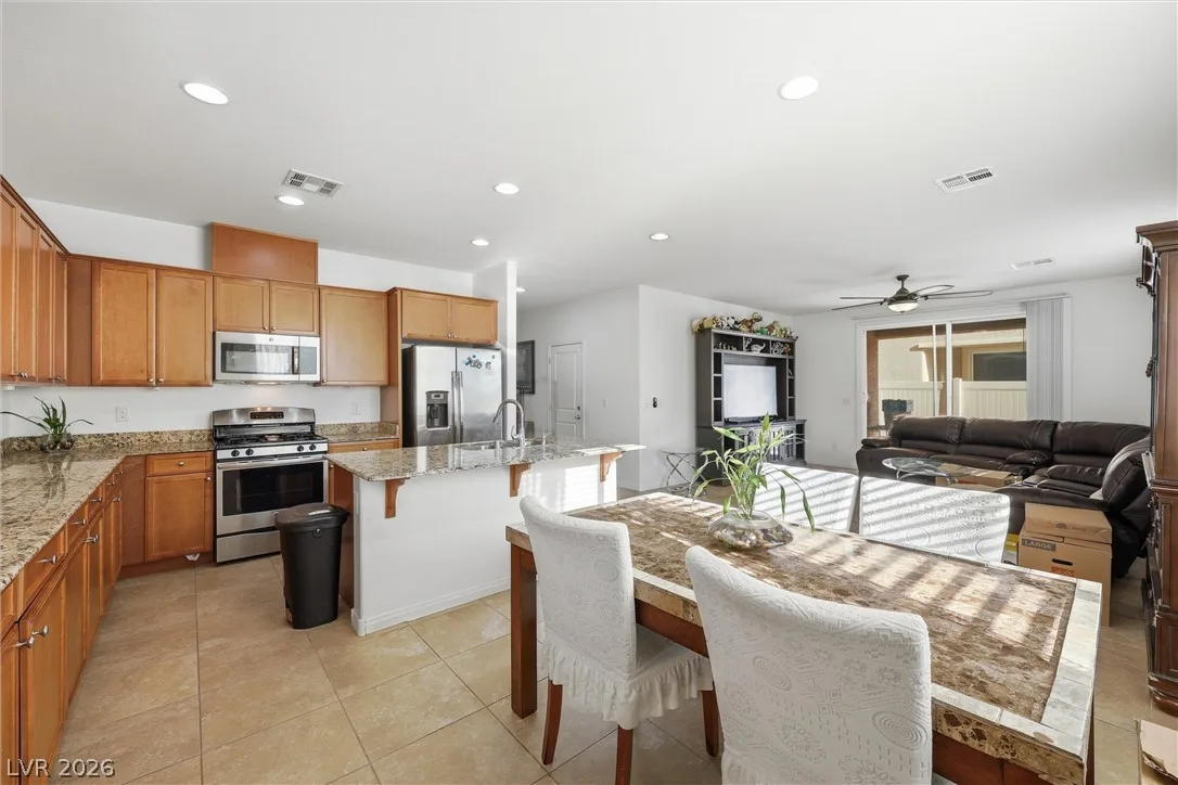 7057 Millers Run Street — photo 4