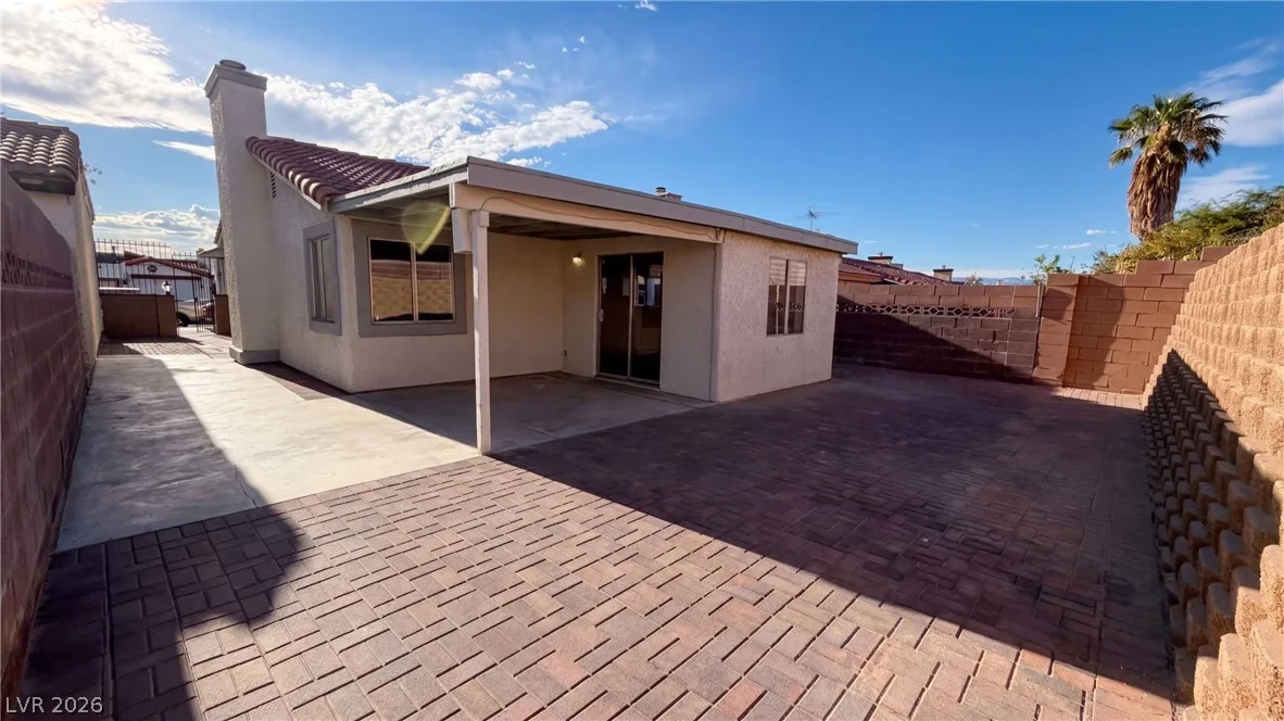 2304 Sabroso Street — photo 5