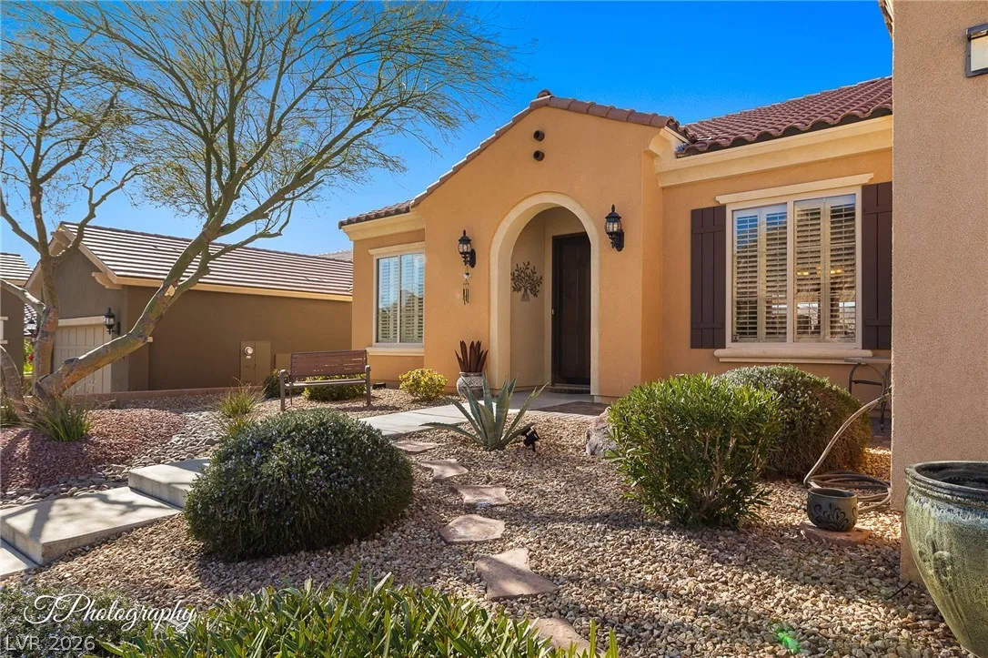 993 Starlight Terrace Way — photo 4