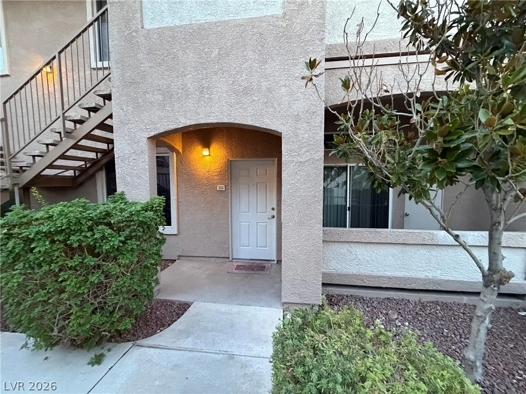 2305 West HORIZON RIDGE Parkway 1814 — photo 5