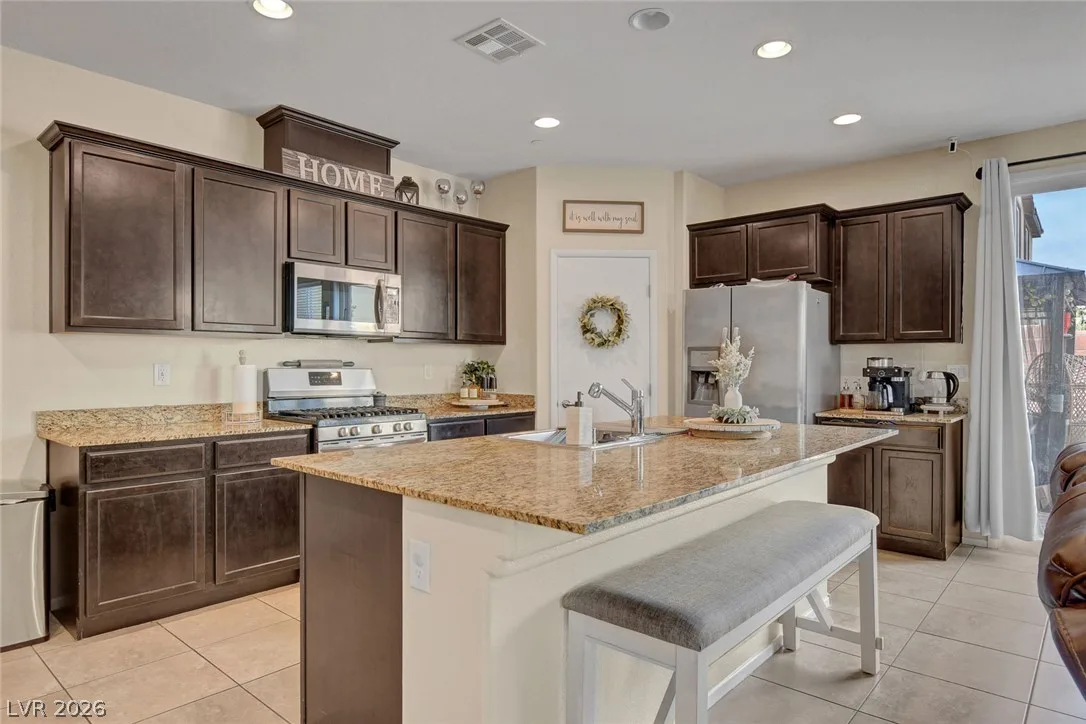 3924 Juanita May Avenue — photo 1