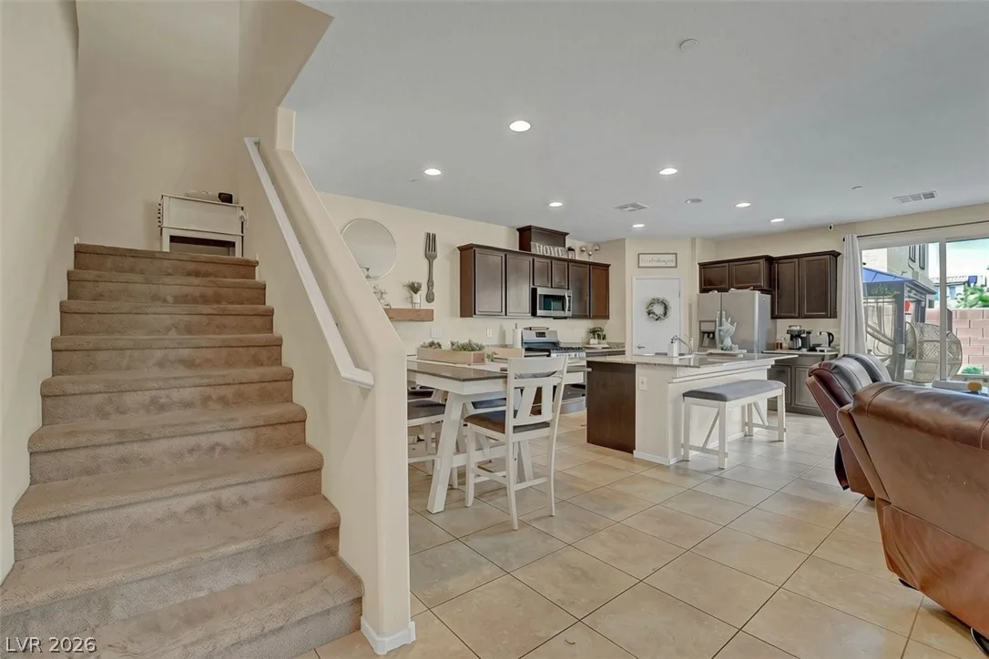 3924 Juanita May Avenue — photo 5