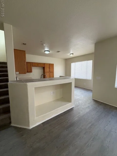 2506 Lady Elizabeth Court — photo 3