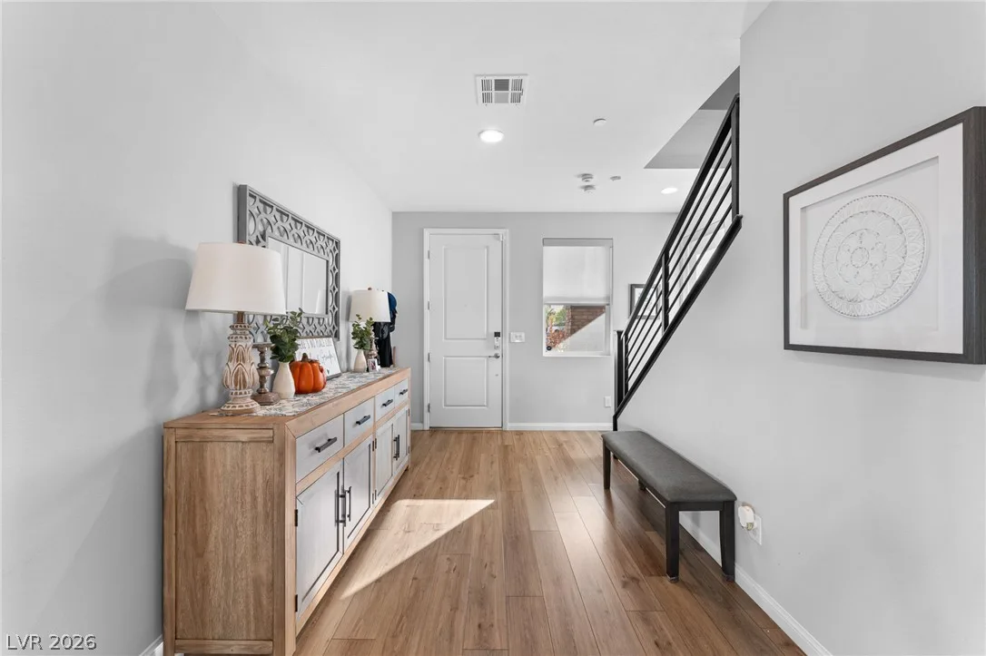 636 Suncrest Peak Place — photo 3