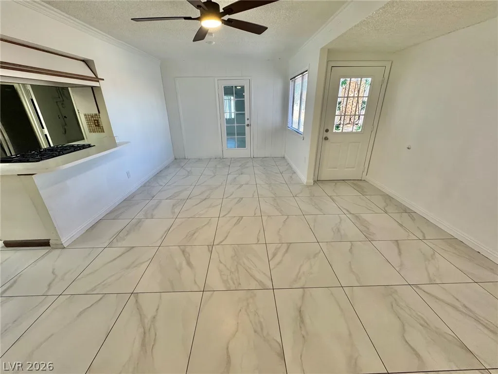 4525 Charles Ronald Avenue — photo 5