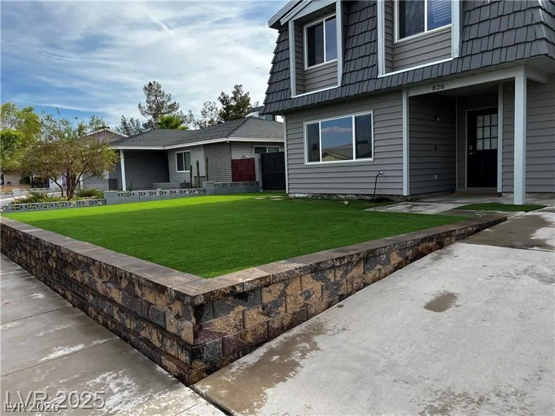 828 Eugene Cernan Street — photo 1