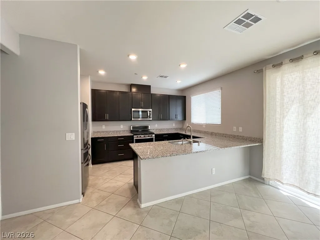 3145 Umbria Hills Walk — photo 4