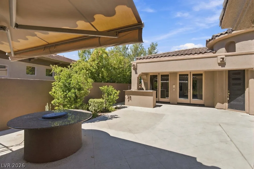 14 HAIG POINT Court — photo 5