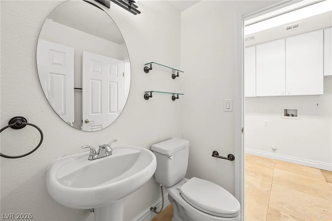 1301 Pine Leaf Drive — photo 2