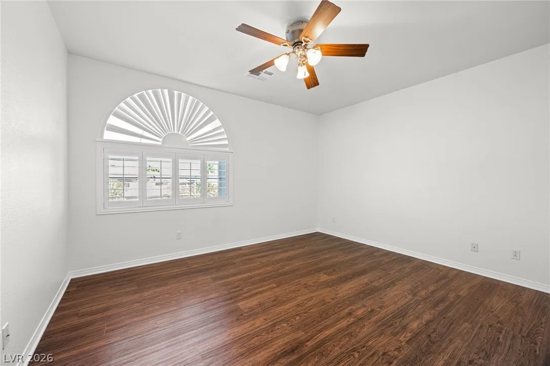 1301 Pine Leaf Drive — photo 3