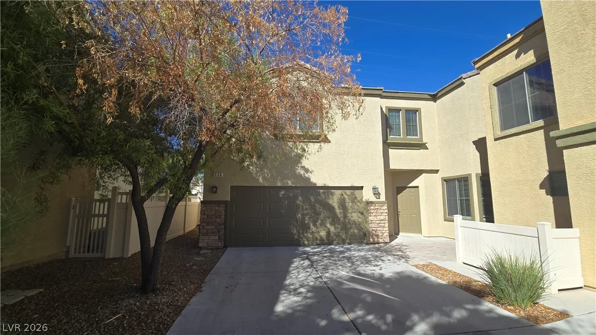 536 Civic Holiday Avenue — photo 1