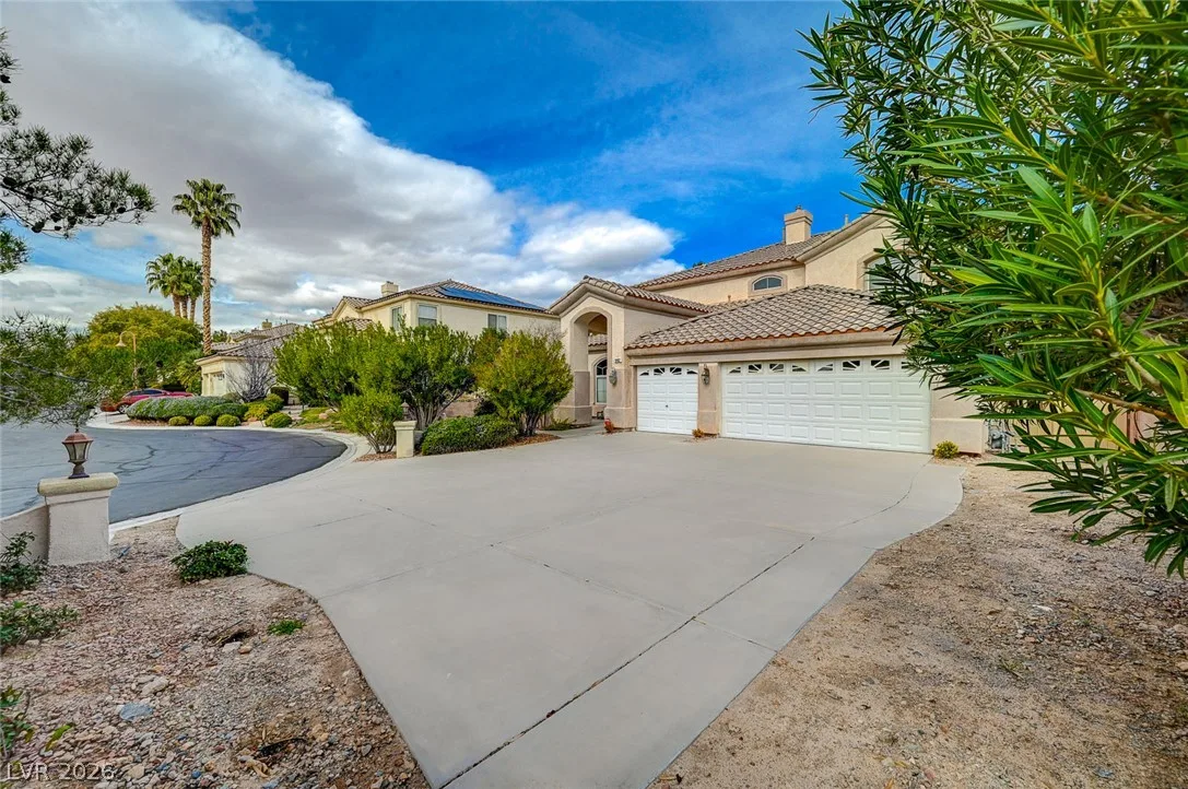 9462 Castillana Court — photo 4