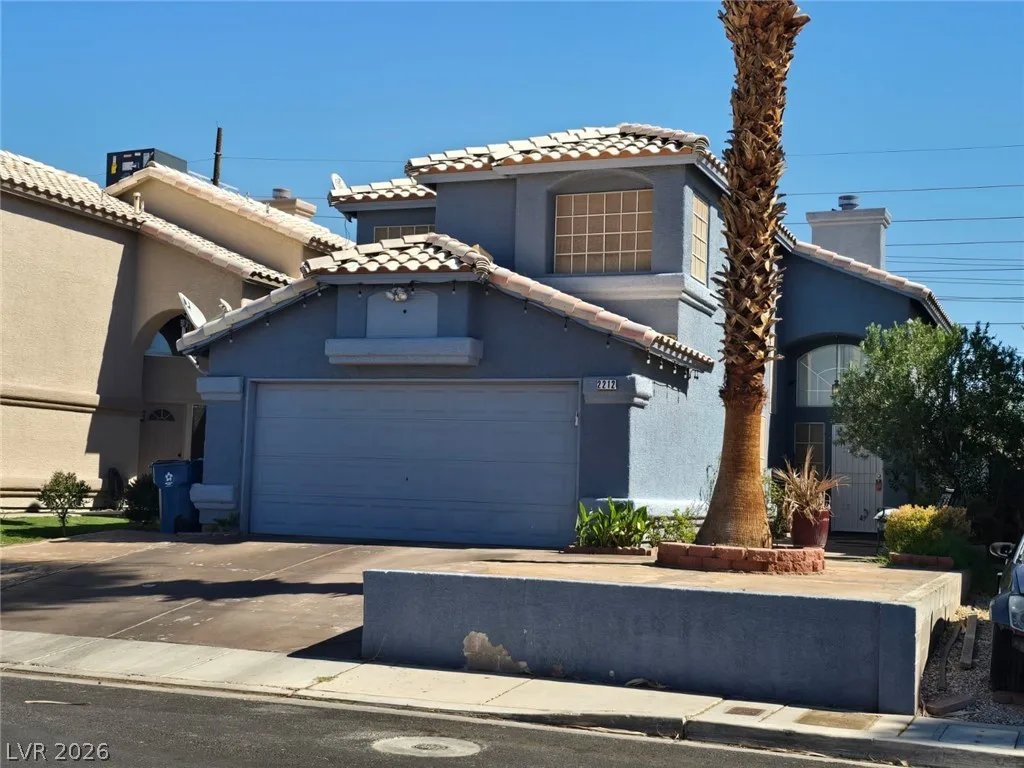 2212 Crowley Way — photo 3