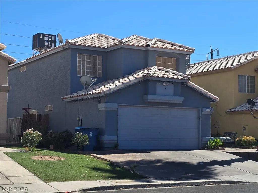 2212 Crowley Way — photo 4