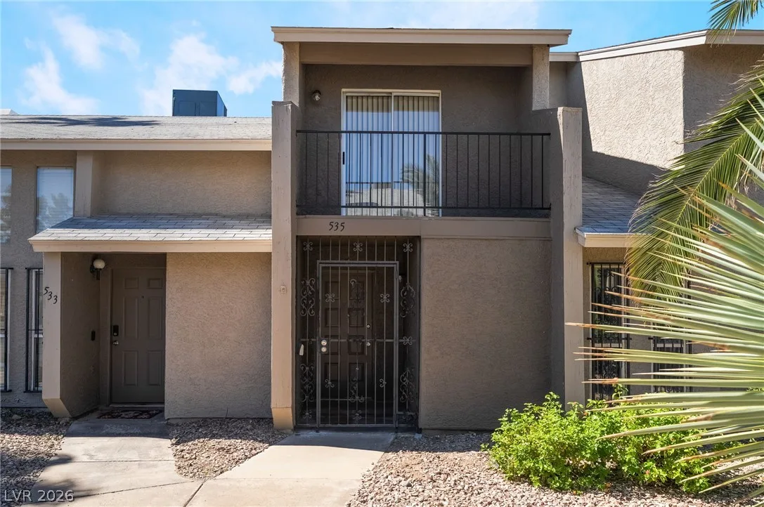 535 Sellers Place — photo 2