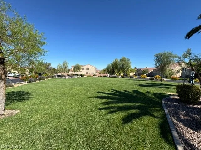 1373 Gran Vista Avenue — photo 5