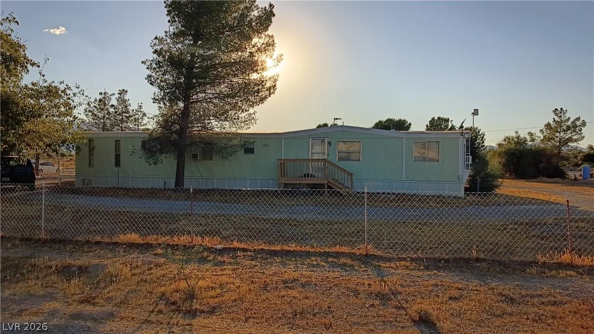 3490 East Savoy Boulevard — photo 3