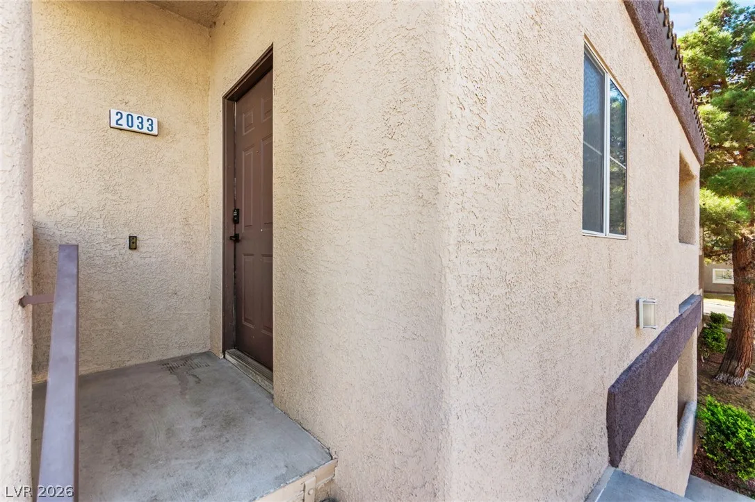 5250 South Rainbow Boulevard 2033 — photo 3