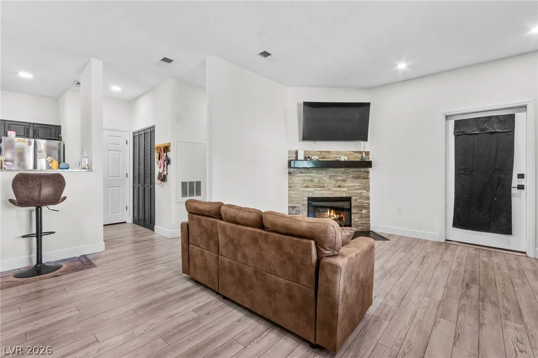 5250 South Rainbow Boulevard 2033 — photo 5