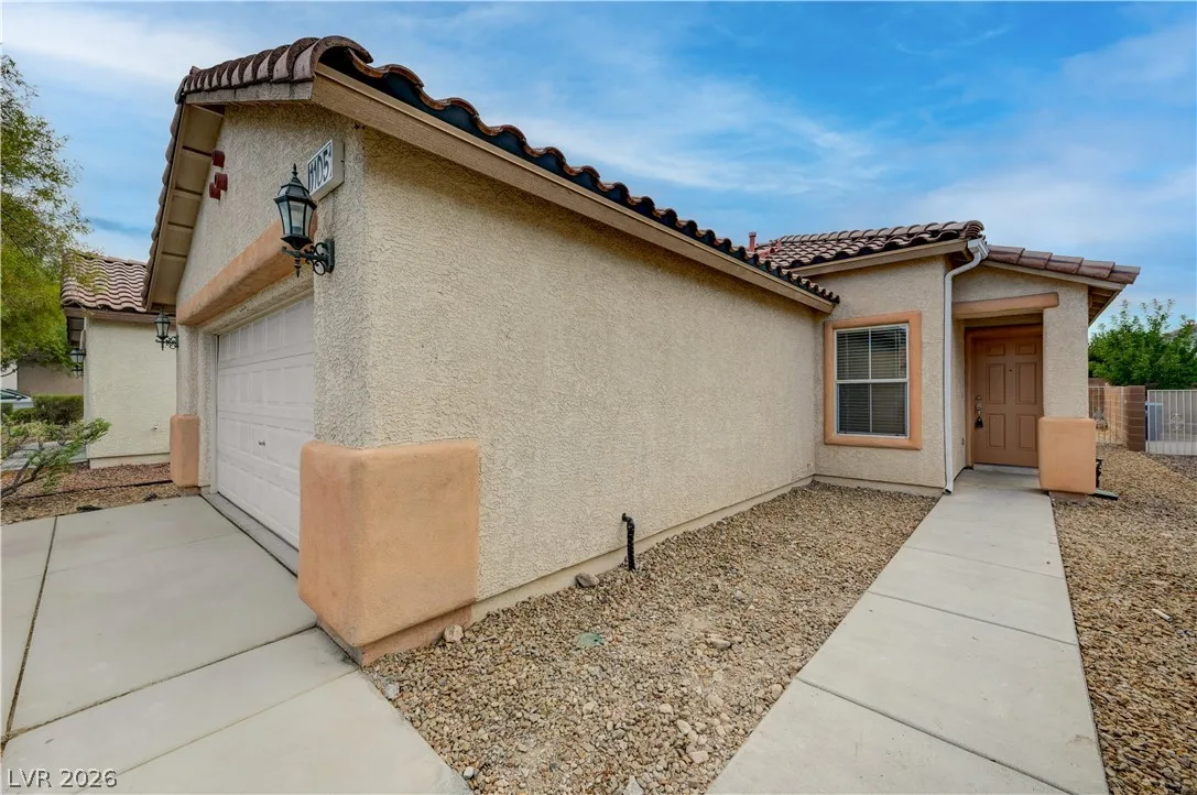 11051 ALORA Street — photo 2