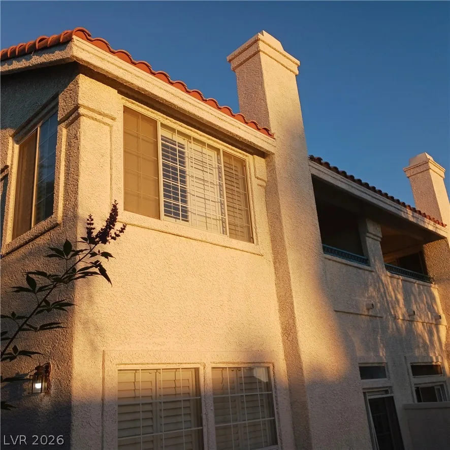 5201 South Torrey Pines Drive 1264 — photo 2