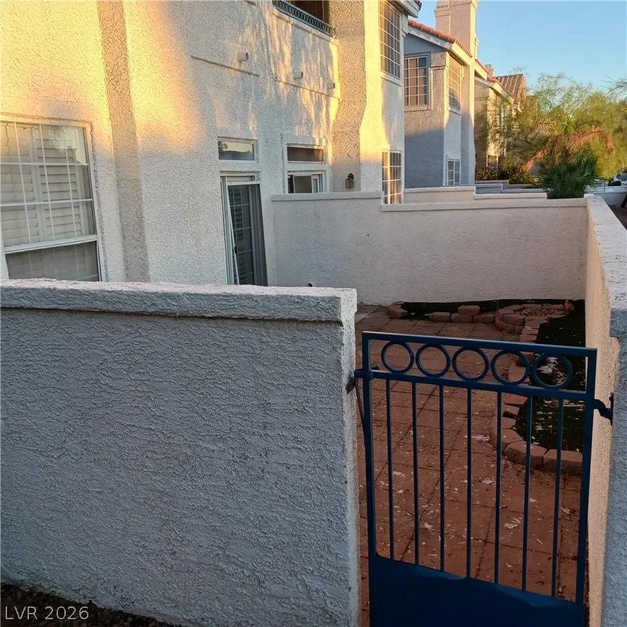 5201 South Torrey Pines Drive 1264 — photo 5