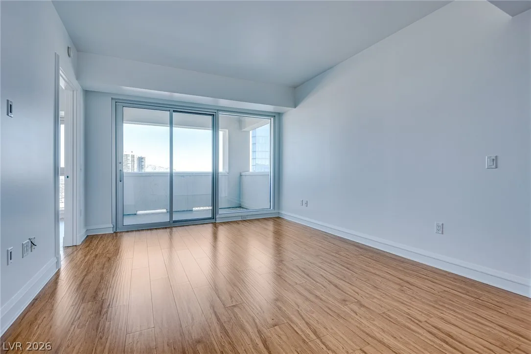 2700 Las Vegas Boulevard 2407 — photo 2