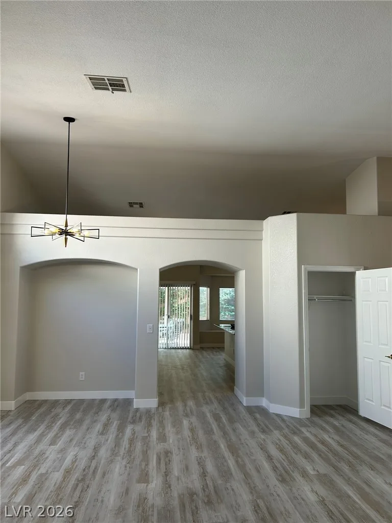 1164 Mirage Lake Street — photo 5