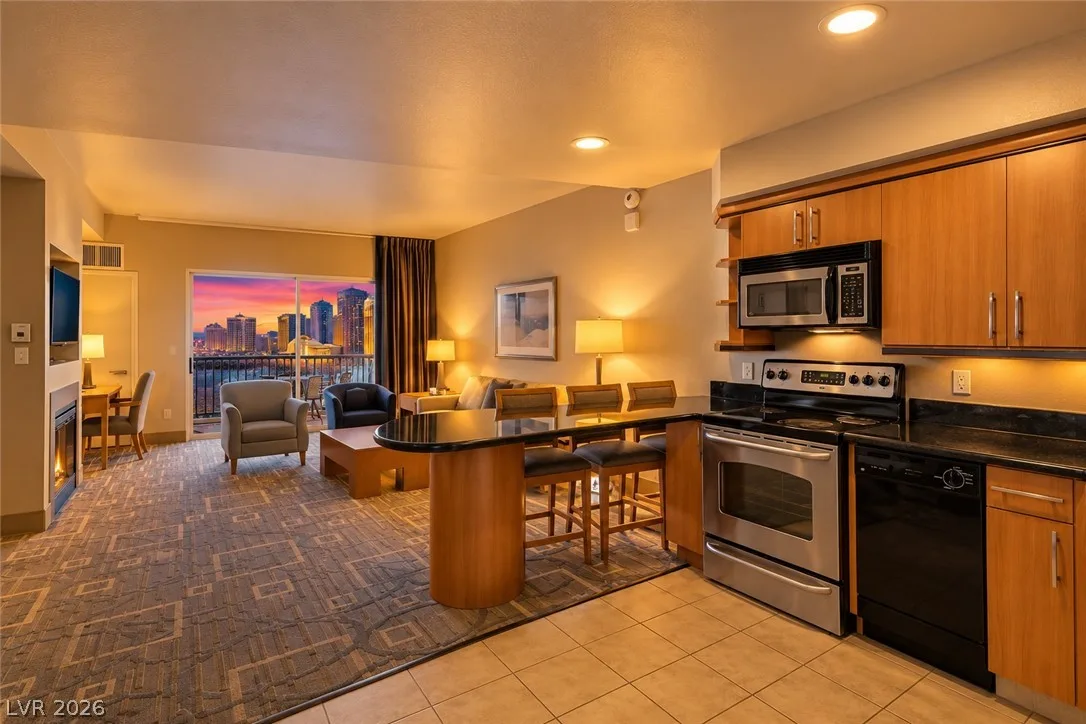 211 East Flamingo Road 719 — photo 1