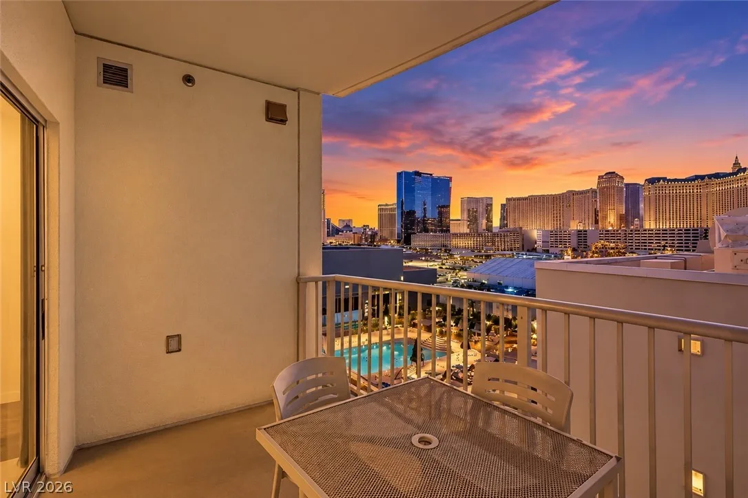211 East Flamingo Road 719 — photo 5