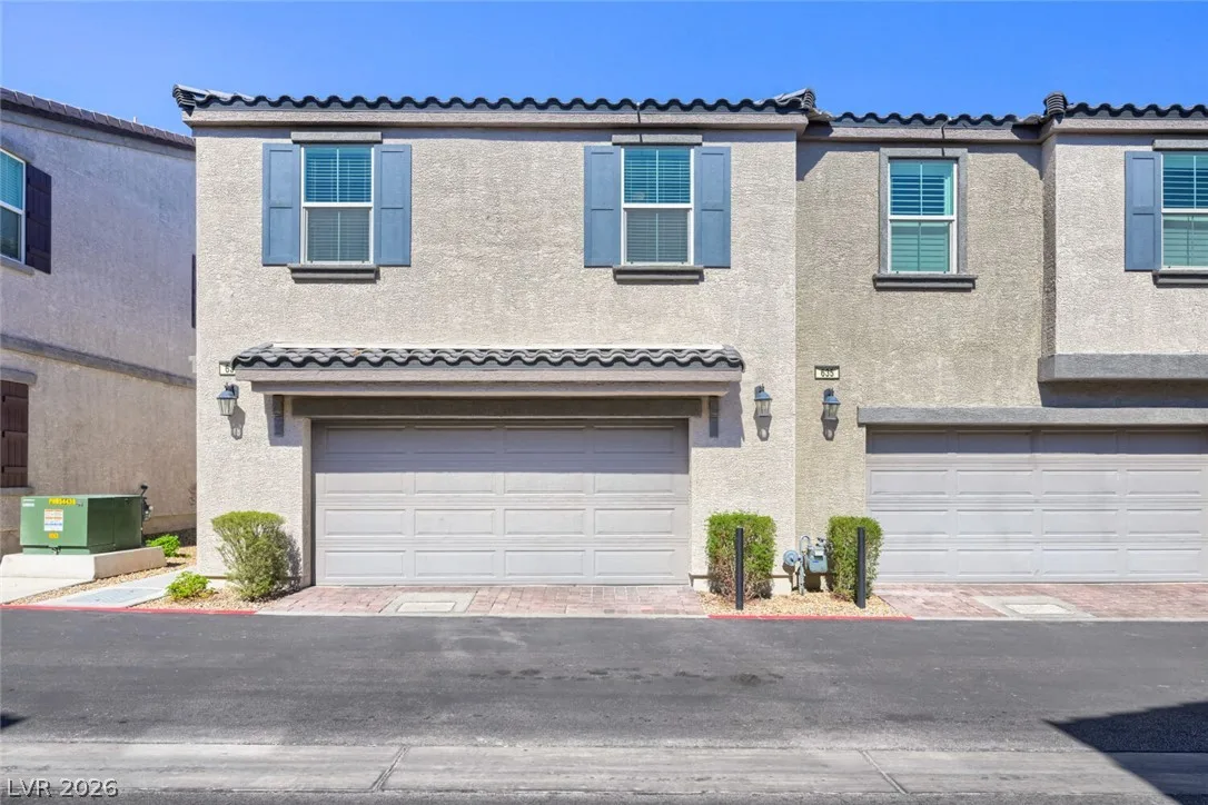 633 Sedum Avenue — photo 1