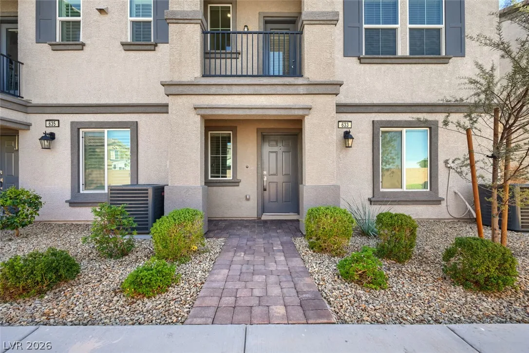 633 Sedum Avenue — photo 2