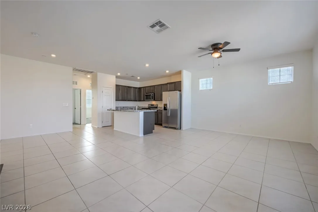 633 Sedum Avenue — photo 4