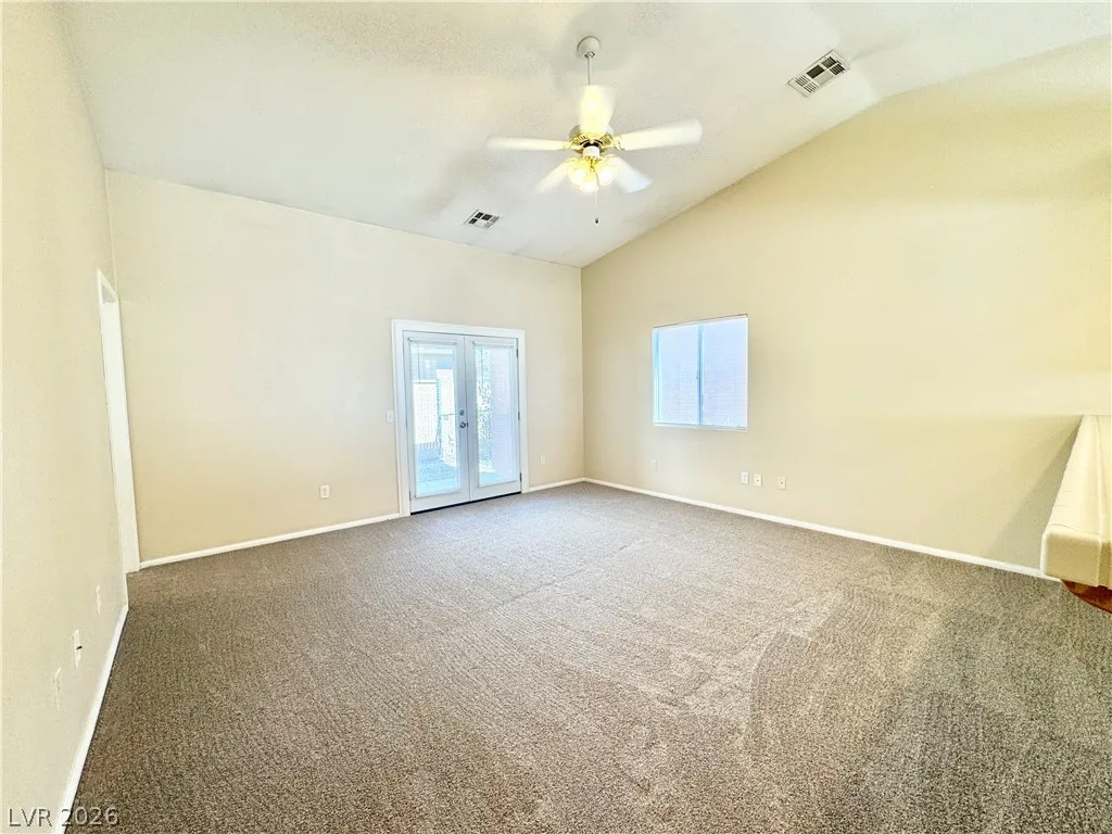 1090 Potro Avenue D — photo 5