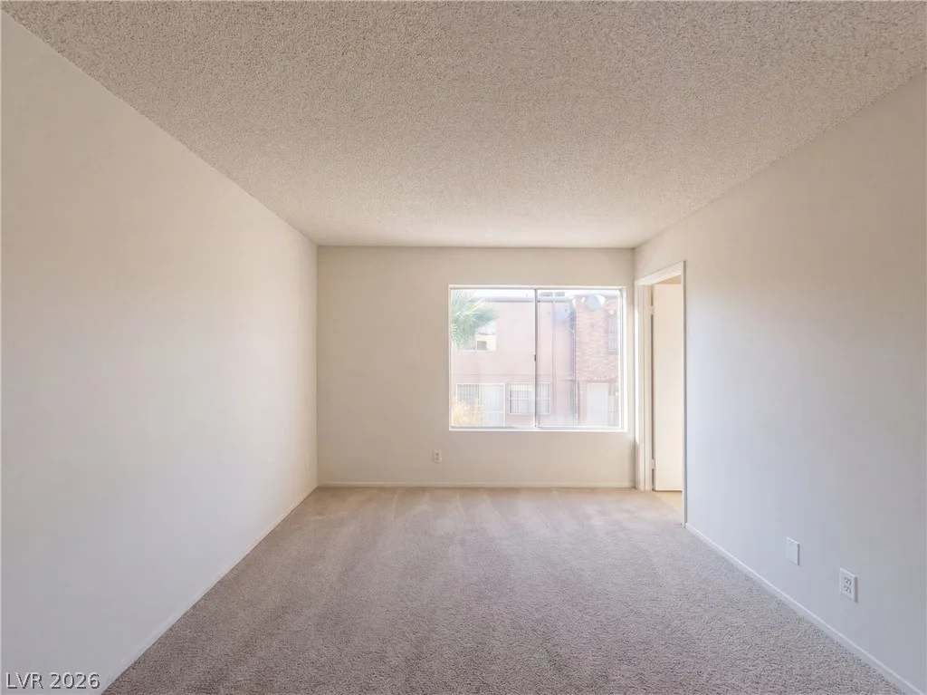 1511 Living Desert Drive B — photo 4