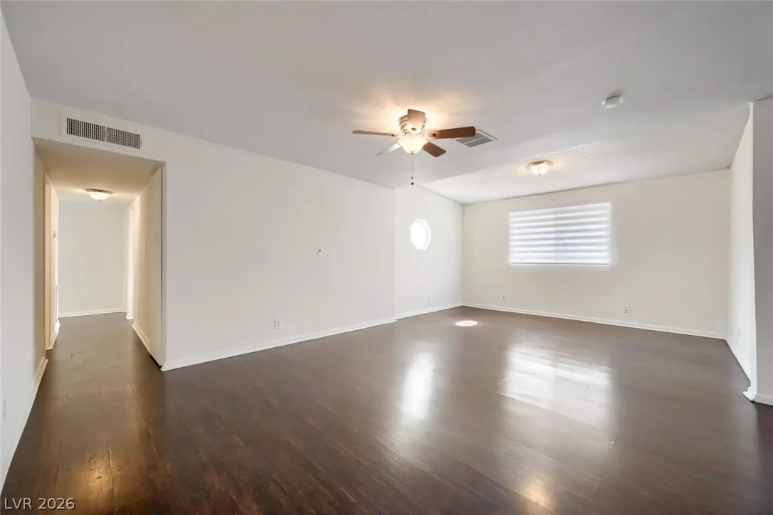 6512 Evergreen Avenue — photo 4