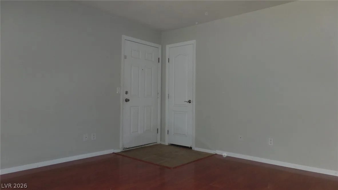 7200 Pirates Cove 1082 — photo 5
