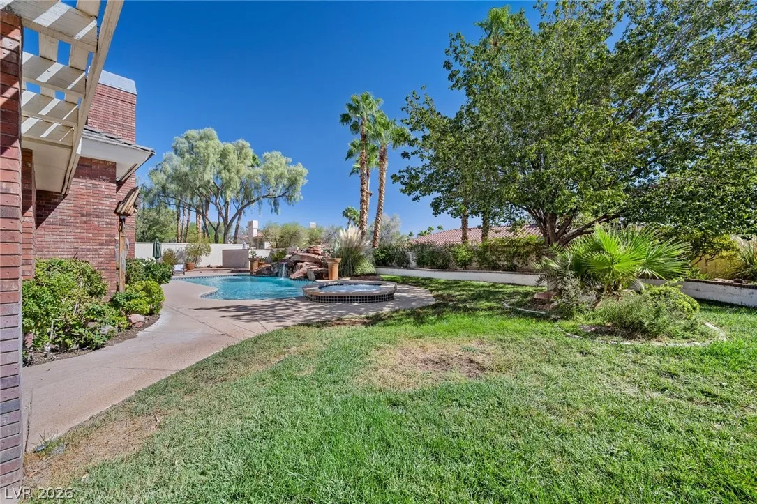 2130 Diamond Bar Drive — photo 5